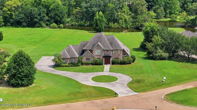 553 Twin Cedars Drive, Madison, MS 39110