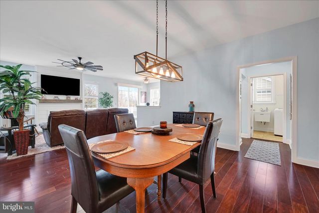 112 SAWGRASS DR, Millersville, PA 17551