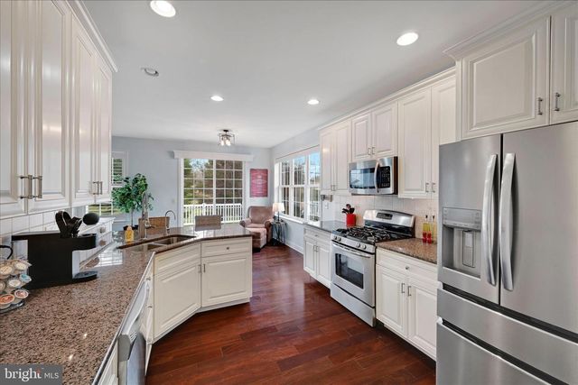 112 SAWGRASS DR, Millersville, PA 17551