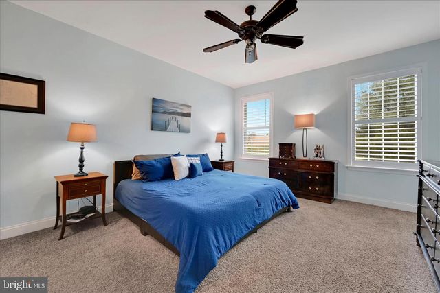 112 SAWGRASS DR, Millersville, PA 17551