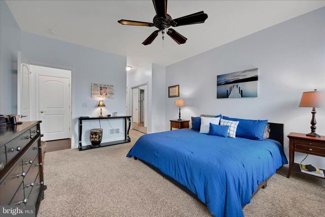 112 SAWGRASS DR, Millersville, PA 17551