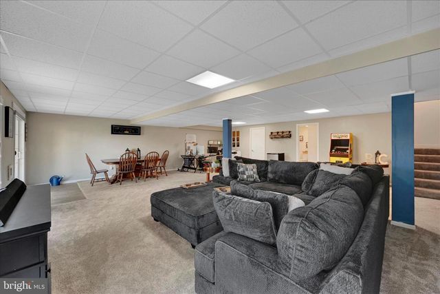 112 SAWGRASS DR, Millersville, PA 17551