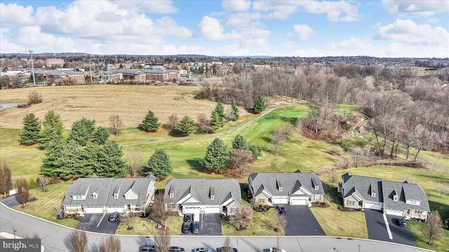 112 SAWGRASS DR, Millersville, PA 17551