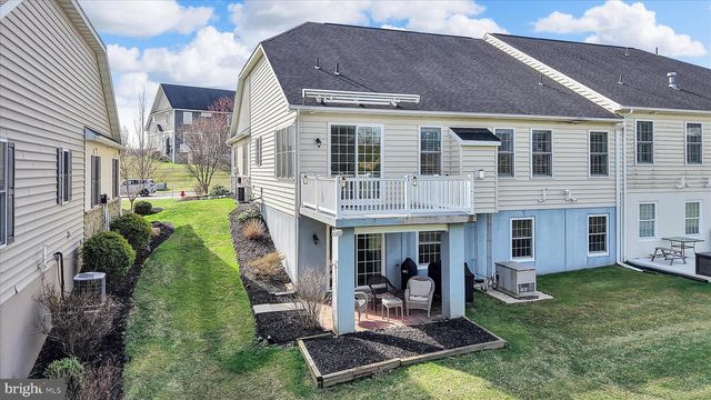 112 SAWGRASS DR, Millersville, PA 17551