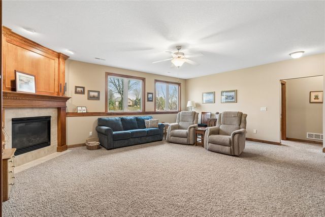 8165 Century Drive, West Des Moines, IA 50266