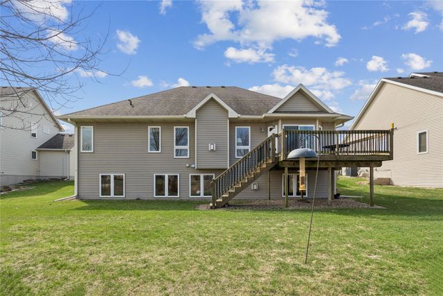 8165 Century Drive, West Des Moines, IA 50266