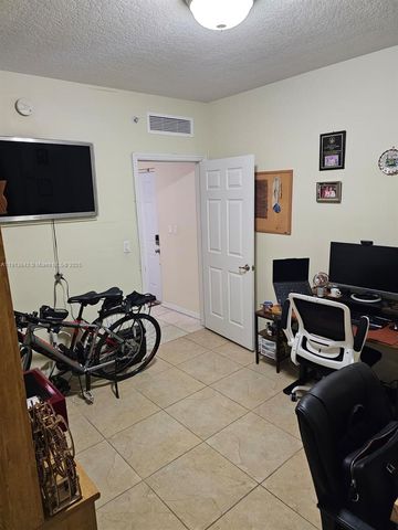 8440 SW 8th St 210A, Miami, FL 33144