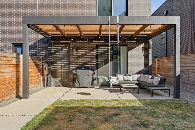 3885 Stuart Street, Denver, CO 80212