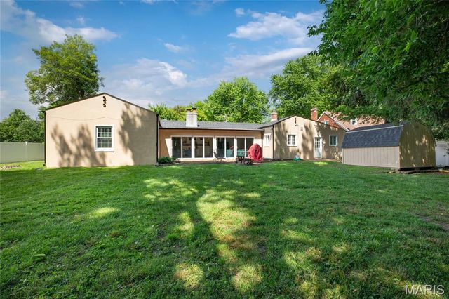 102 Mesa, Collinsville, IL 62234