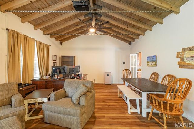 102 Mesa, Collinsville, IL 62234