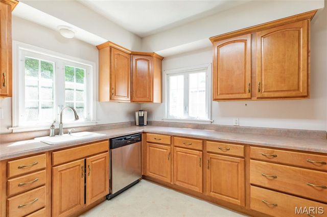 102 Mesa, Collinsville, IL 62234
