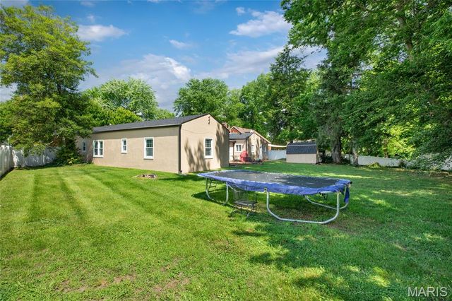 102 Mesa, Collinsville, IL 62234