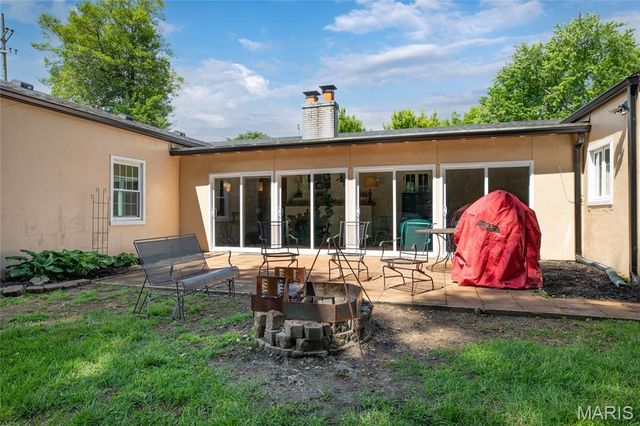 102 Mesa, Collinsville, IL 62234