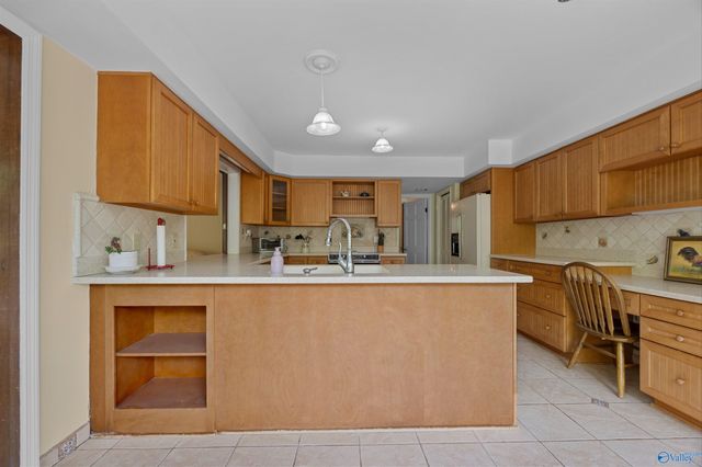 1217 Indian Creek Road, Huntsville, AL 35806