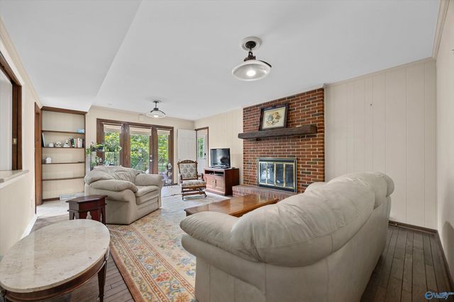 1217 Indian Creek Road, Huntsville, AL 35806