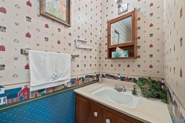 1217 Indian Creek Road, Huntsville, AL 35806