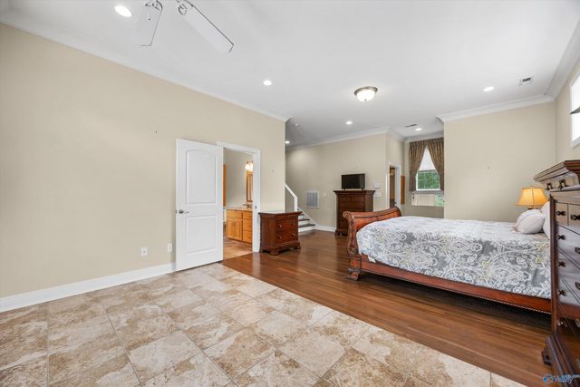 1217 Indian Creek Road, Huntsville, AL 35806
