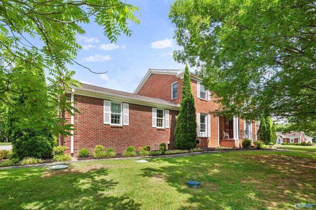 1217 Indian Creek Road, Huntsville, AL 35806