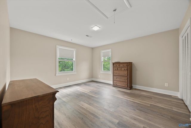 1217 Indian Creek Road, Huntsville, AL 35806