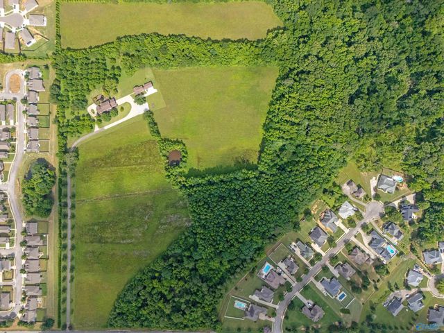 1217 Indian Creek Road, Huntsville, AL 35806