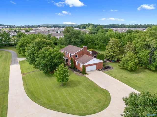 1217 Indian Creek Road, Huntsville, AL 35806
