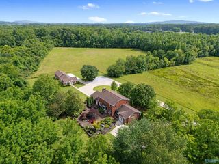 1217 Indian Creek Road, Huntsville, AL 35806