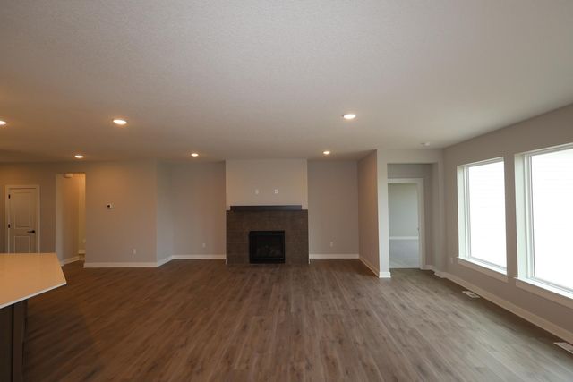 11646 Harbor Circle N, Dayton, MN 55369