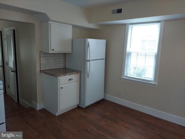 118 SOUTHEAST AVE, Pitman, NJ 08071