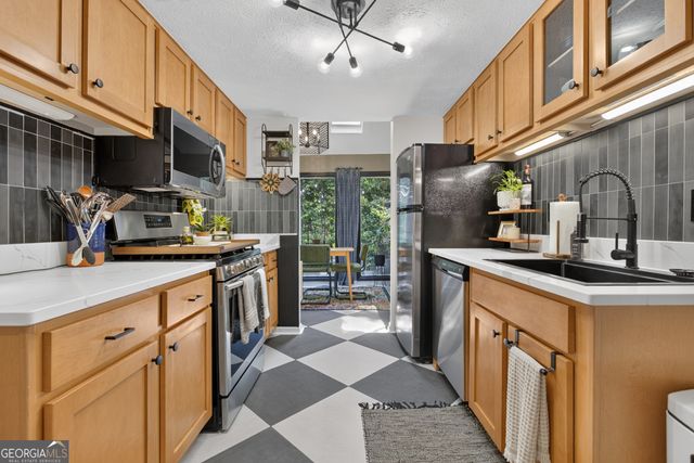 7750 Roswell Road, Sandy Springs, GA 30350