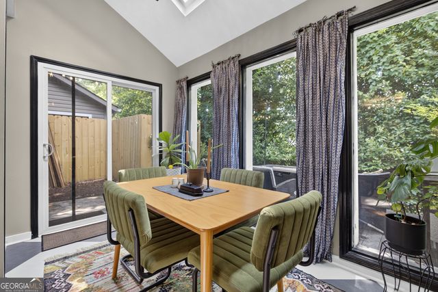 7750 Roswell Road, Sandy Springs, GA 30350