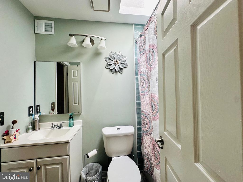 Image 41 of property listing at 3433-A AZALEA PL, Waldorf, MD 20602