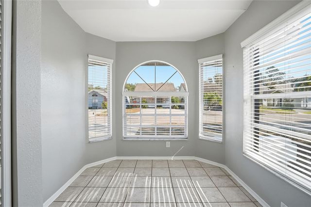 8622 COTTONWAY LANE, Tampa, FL 33635