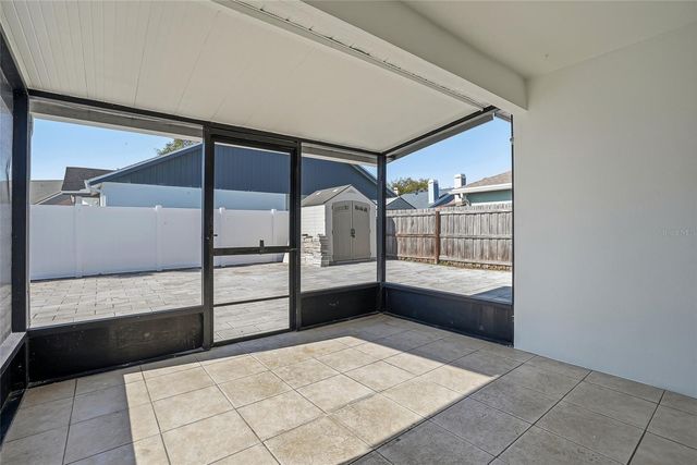 8622 COTTONWAY LANE, Tampa, FL 33635