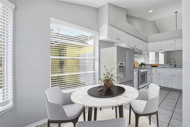 8622 COTTONWAY LANE, Tampa, FL 33635