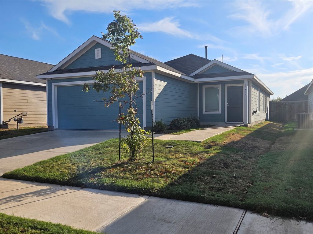 1243 Cherry Bark Drive, Princeton, TX 75407