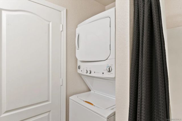 1075 N Escondido Blvd 209, Escondido, CA 92026