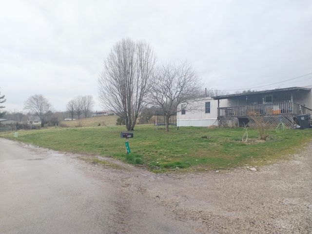 190 & 166 Pine Grove Road, Olympia, KY 40358