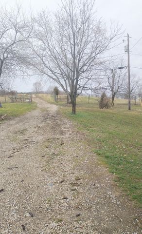 190 & 166 Pine Grove Road, Olympia, KY 40358