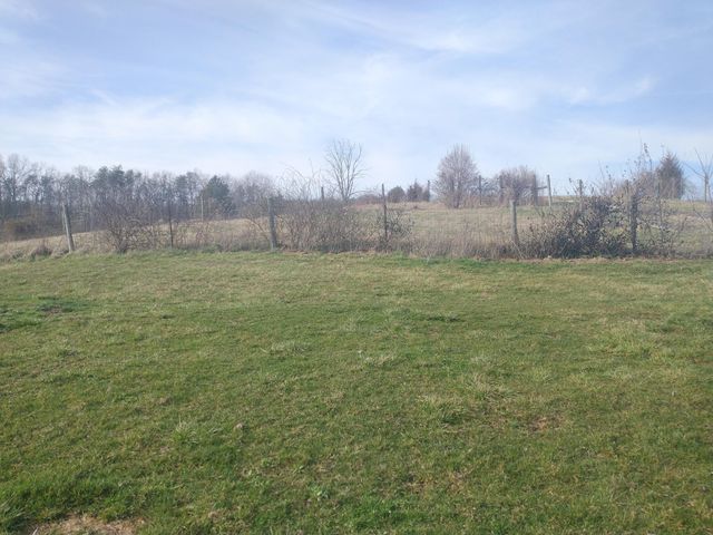 190 & 166 Pine Grove Road, Olympia, KY 40358