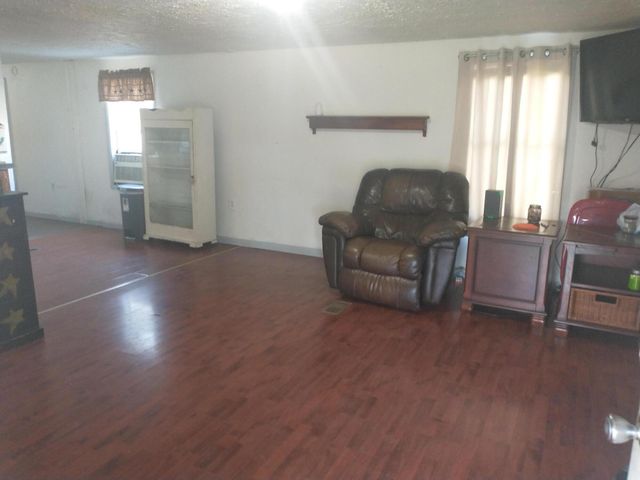 190 & 166 Pine Grove Road, Olympia, KY 40358