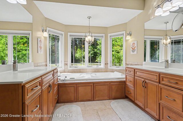10791 W Jolly Road, Lansing, MI 48911