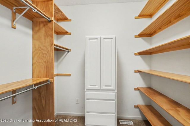 10791 W Jolly Road, Lansing, MI 48911