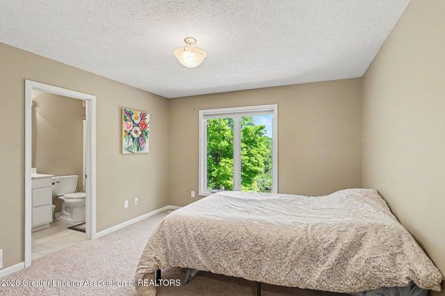 10791 W Jolly Road, Lansing, MI 48911