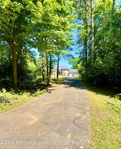 10791 W Jolly Road, Lansing, MI 48911