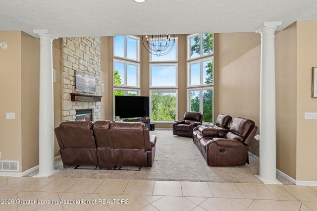 10791 W Jolly Road, Lansing, MI 48911