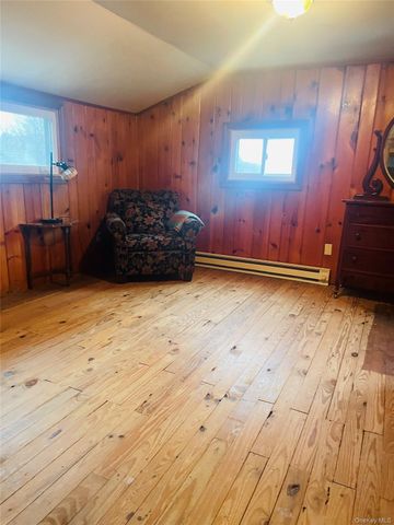 18 E Clifford Street, Ellenville, NY 12428