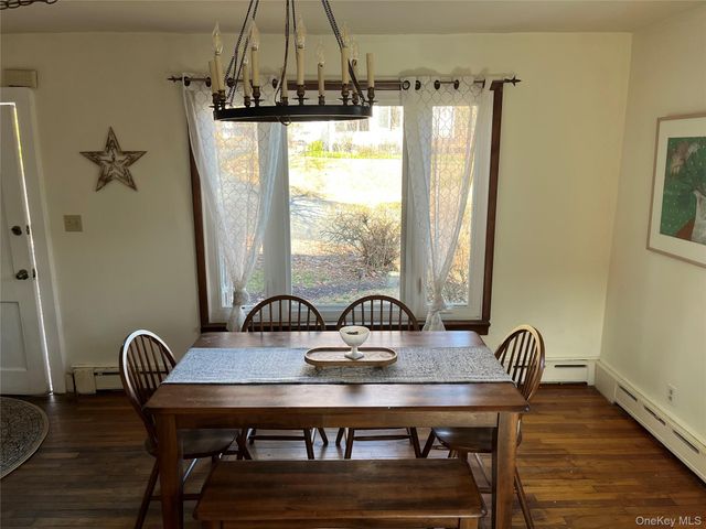 18 E Clifford Street, Ellenville, NY 12428