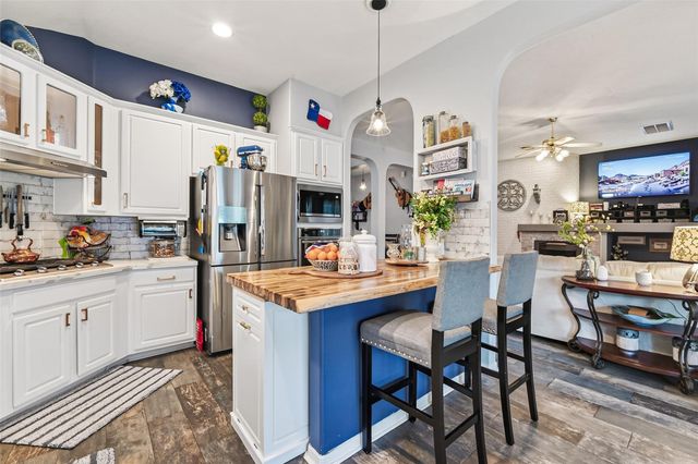1110 Carriage Court, Seabrook, TX 77586