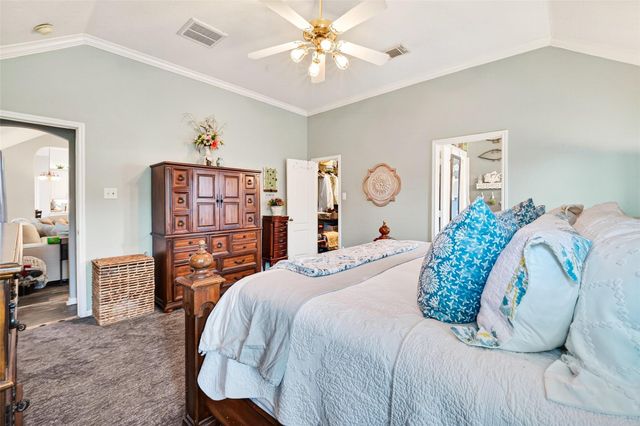 1110 Carriage Court, Seabrook, TX 77586