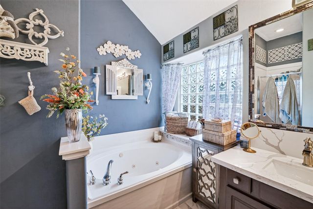 1110 Carriage Court, Seabrook, TX 77586
